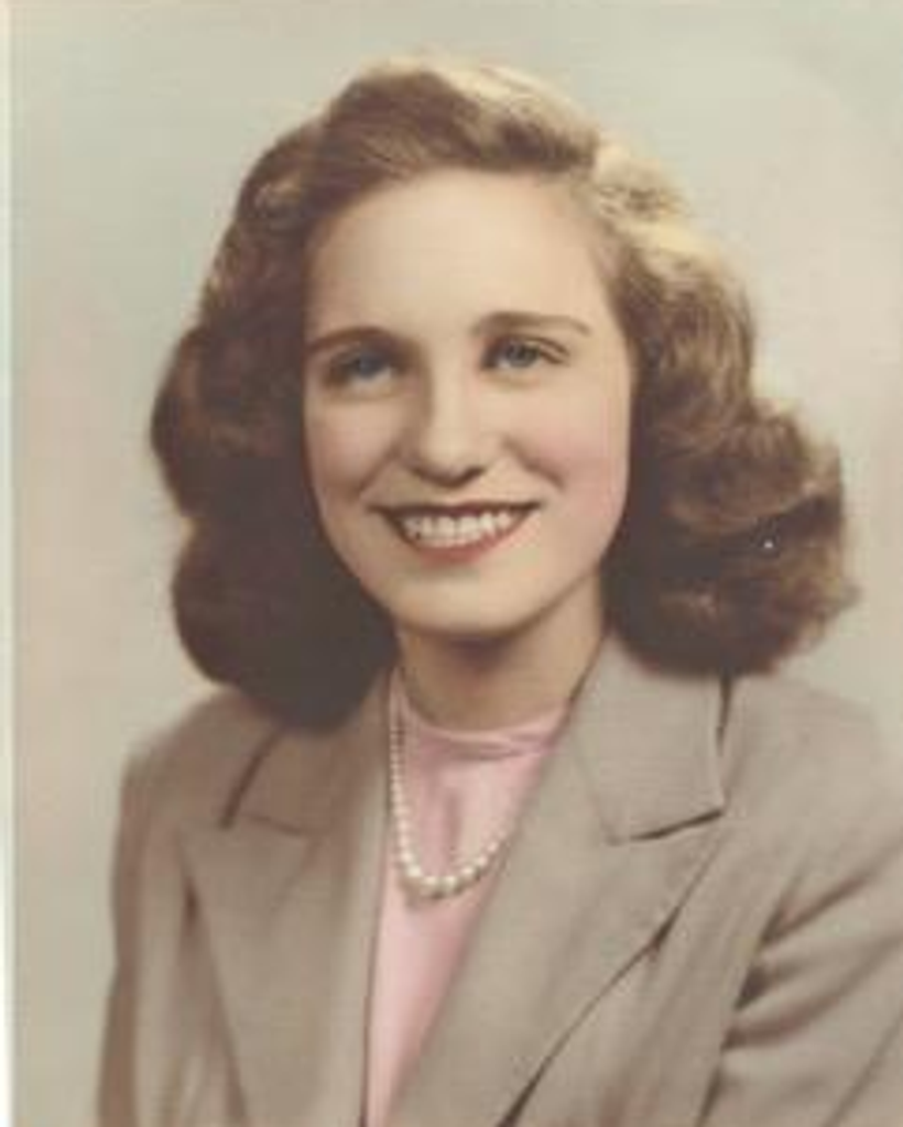 Elizabeth Walsh Profile Photo