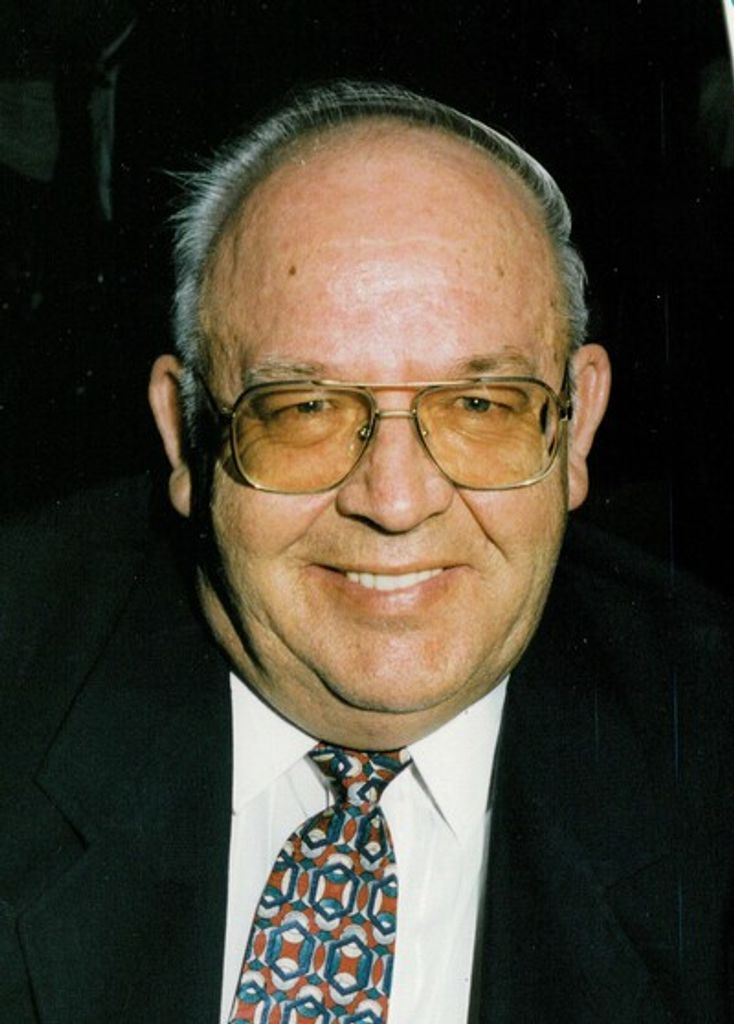 Lloyd Russell Profile Photo