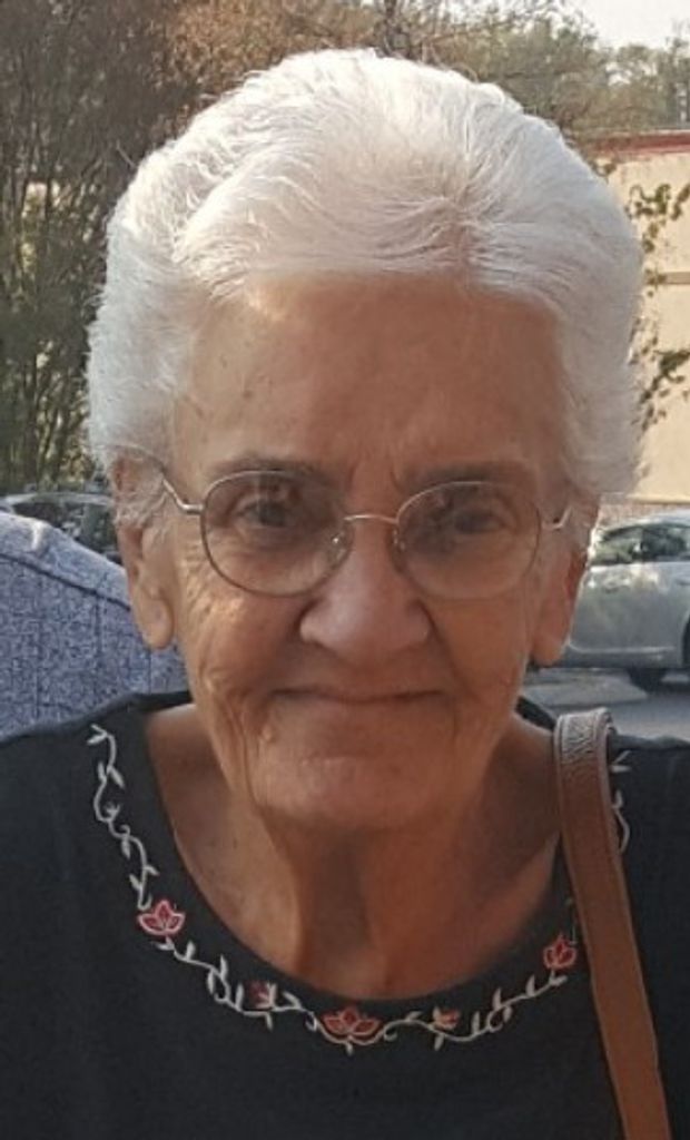 Ara Lee Horn Christian