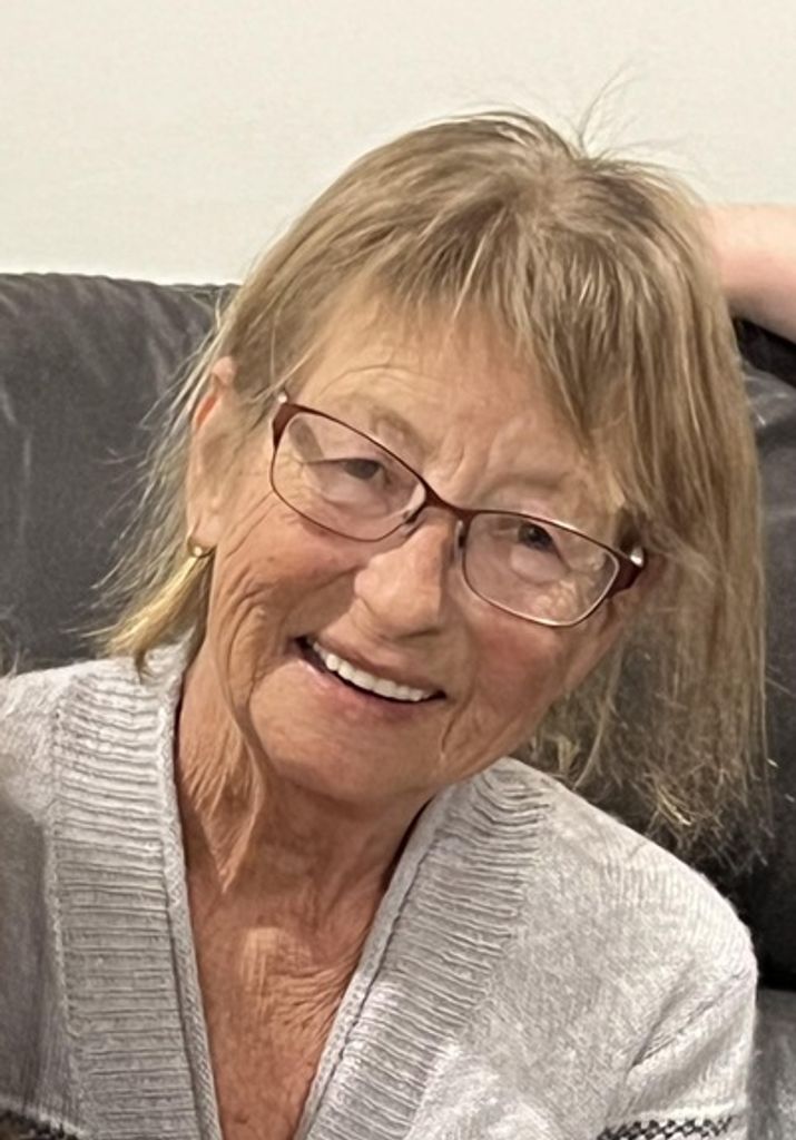 Sarah Jane Downey Profile Photo
