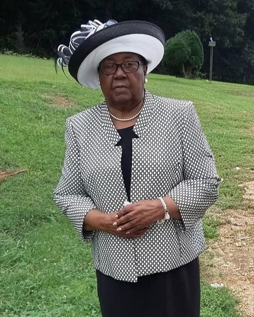 Jessie Toliver "Sis" Profile Photo