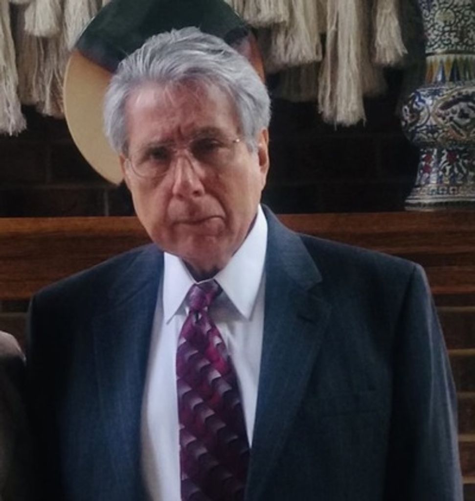 Dr. Manuel Galdos Profile Photo
