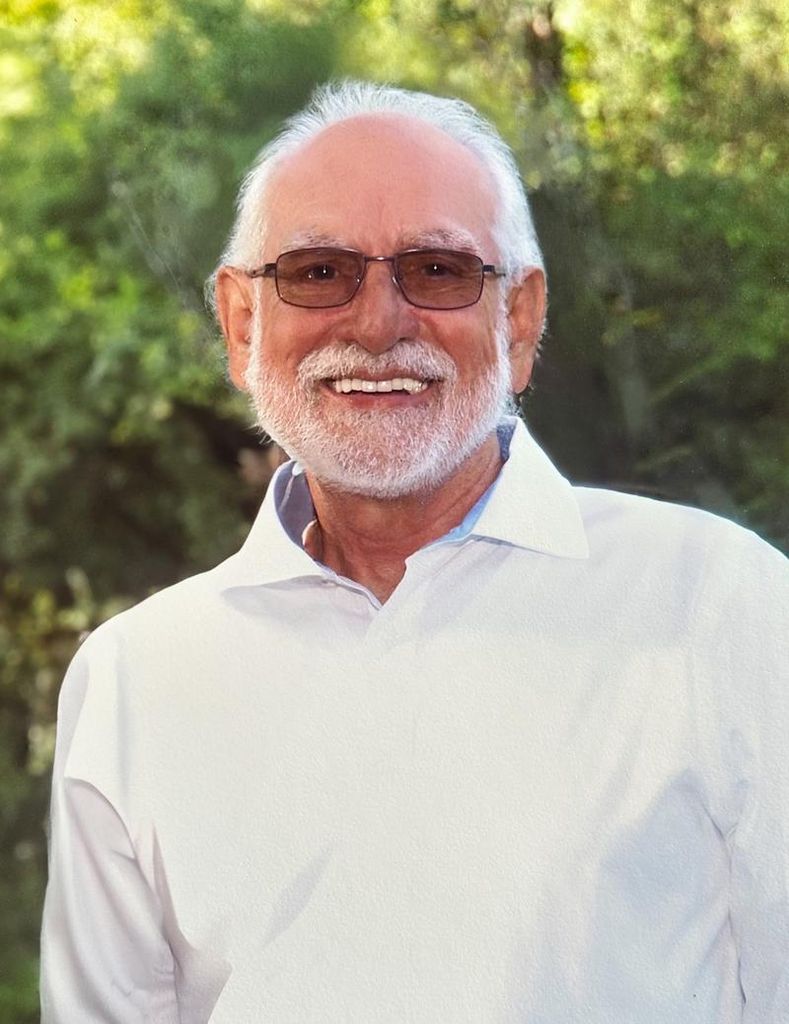 Victor Raynaldo Reyna Profile Photo