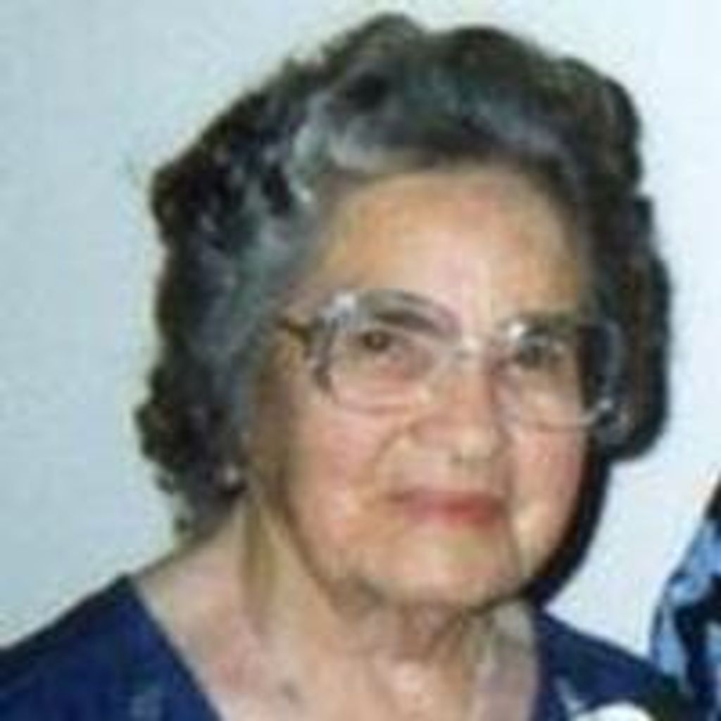 Gertrude  Helen Mckenzie-Lind