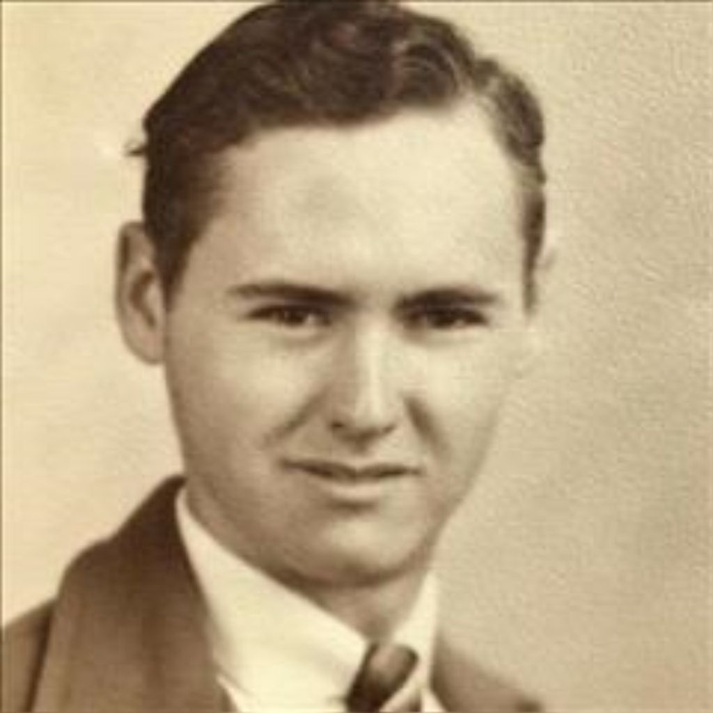 Earl Truman Robinett Profile Photo