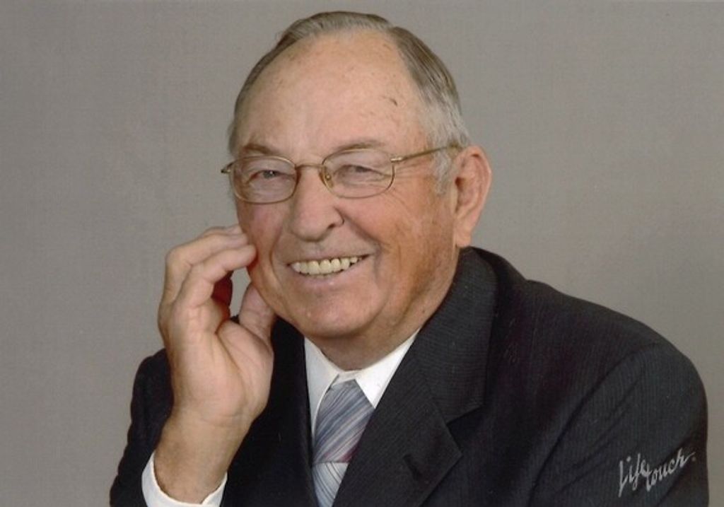 William "Bill" Earl Kahlich Profile Photo
