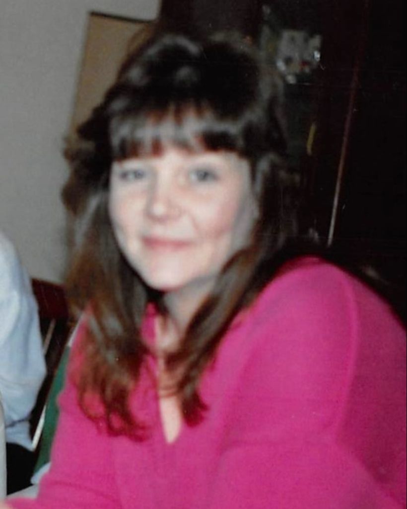Linda "Beaner" Bean Helton