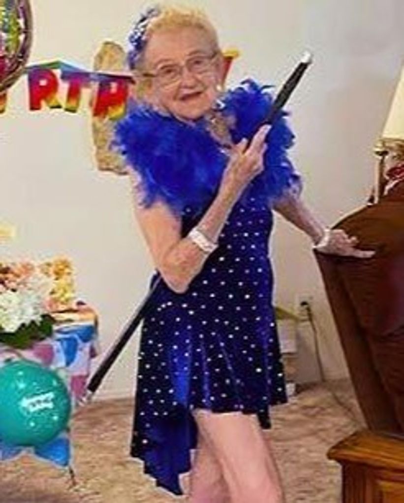 Evelyn May Couturier Profile Photo