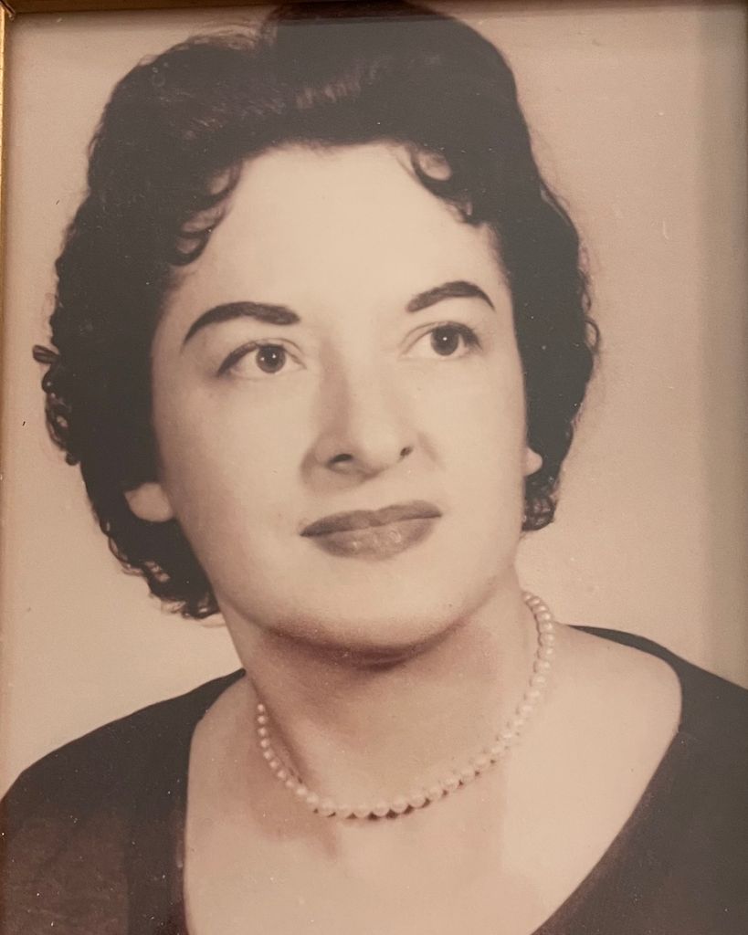 Julia Koesterer Profile Photo