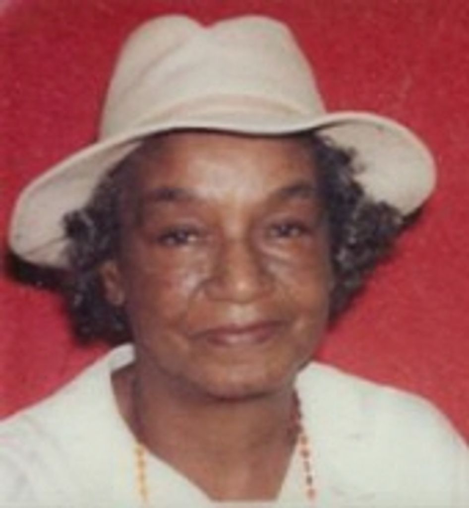 Maxine (Nee Smith) Davis