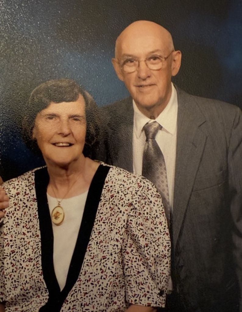 Victoria Rosalie (Gallagher)  Carpenter