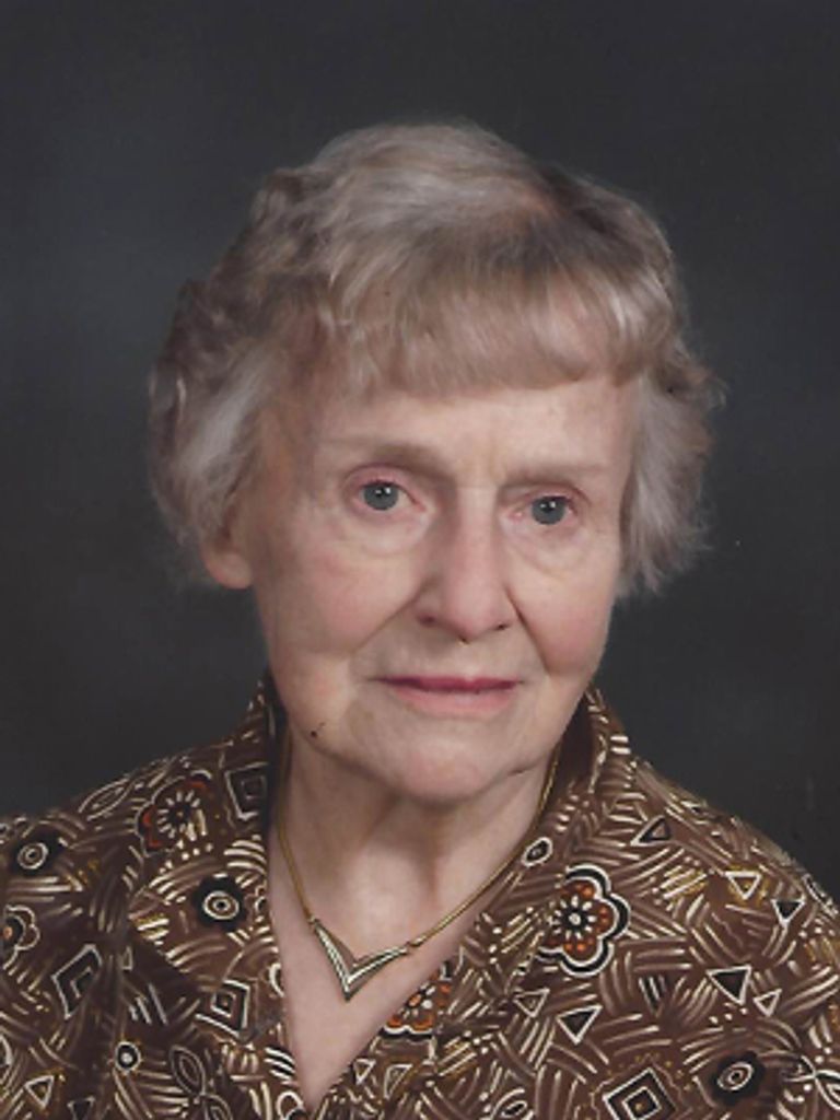 Marilyn E. Volek, Nee Sauper