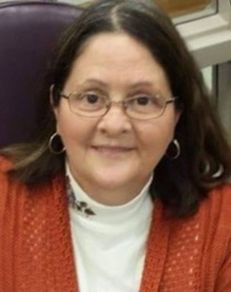 Vikki (Smith)  Bradford