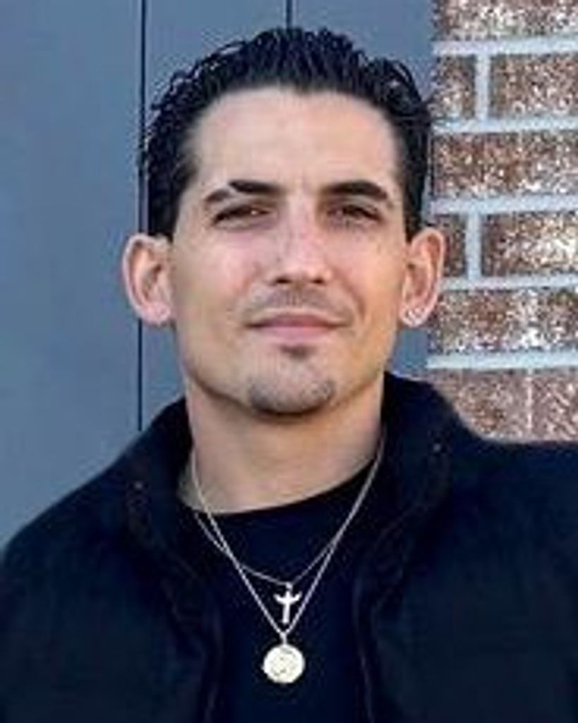 Luke Johnnie Gegenheimer Profile Photo