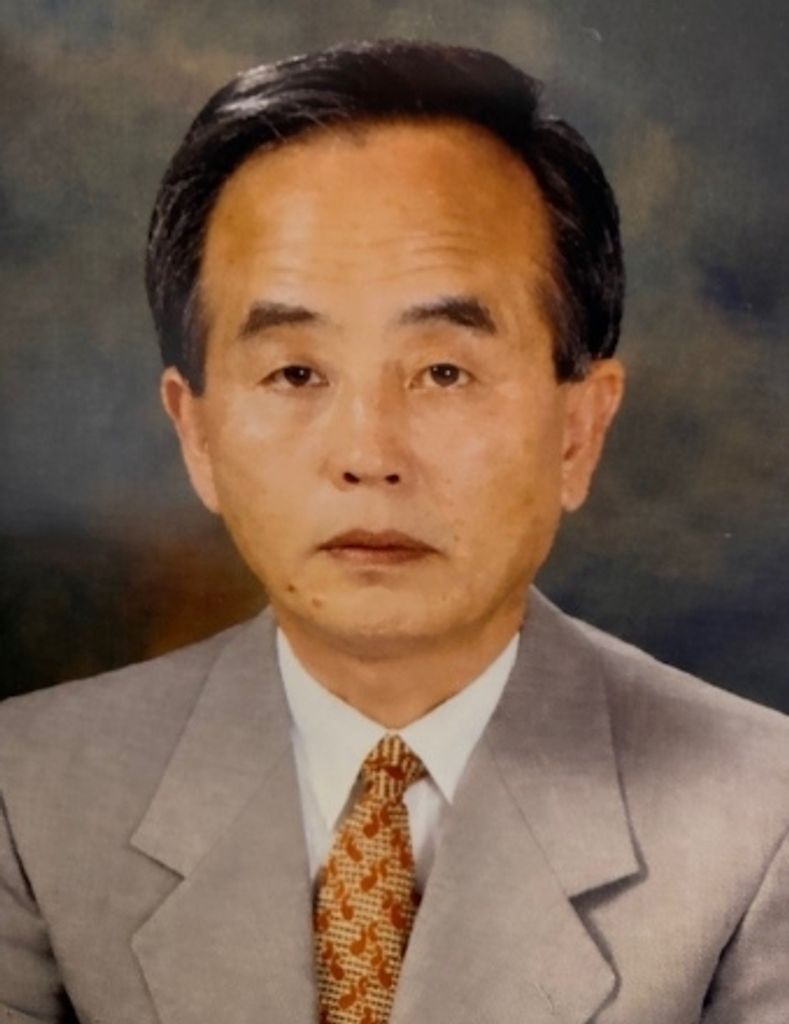 Sang Han 
