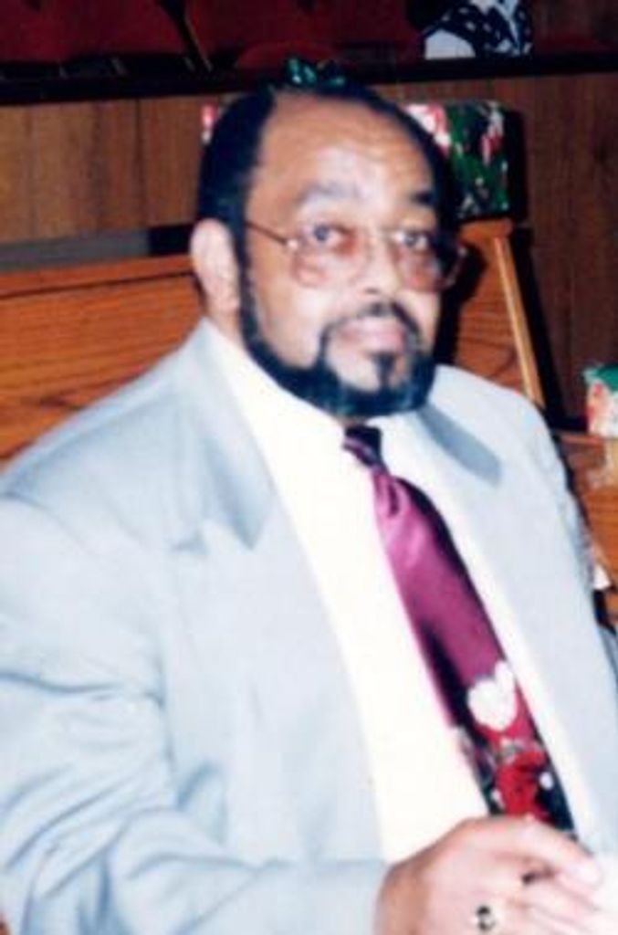Mr. Douglas Hall Sr. Profile Photo