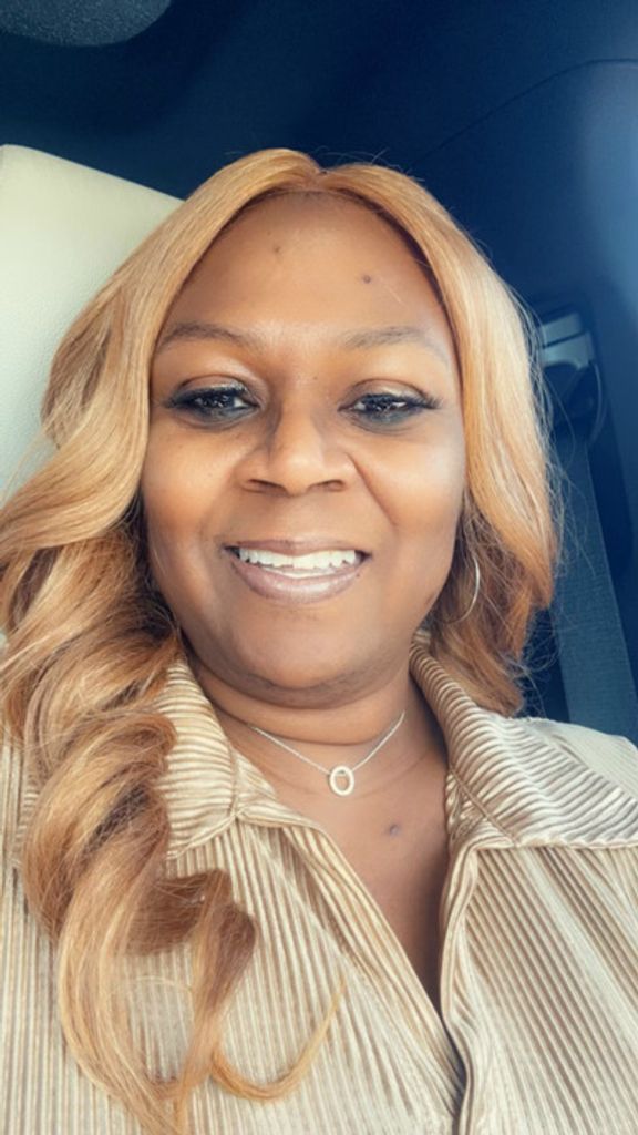 Nicole Davis Profile Photo