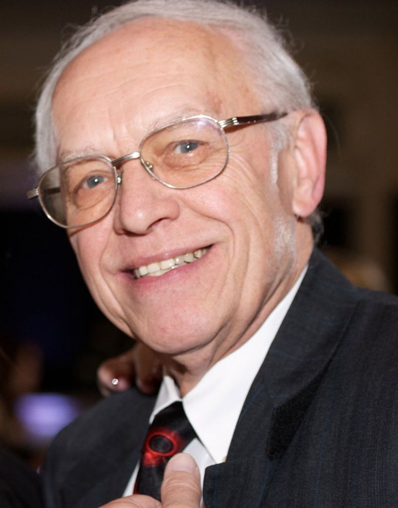 EARL R. BETZ Profile Photo