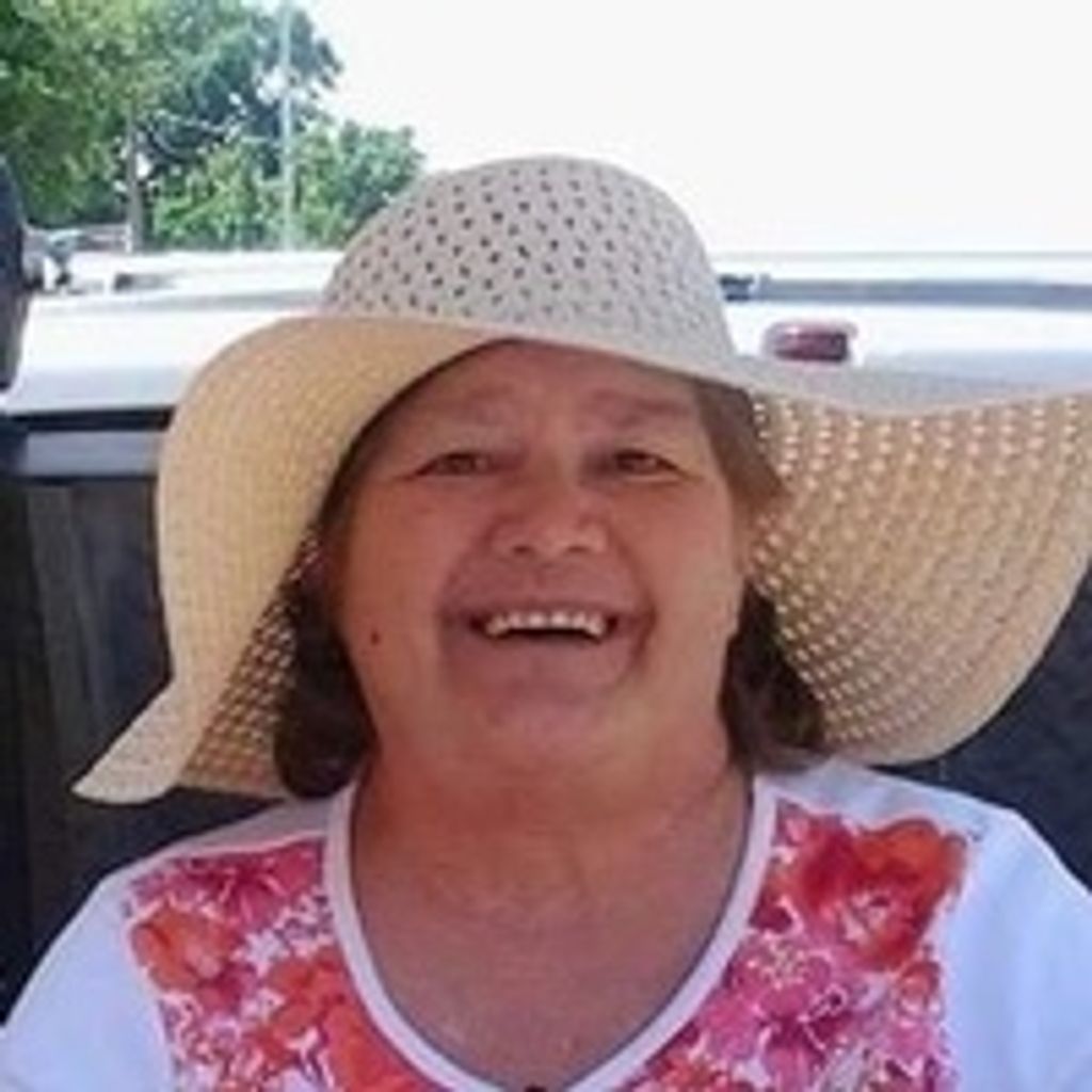 Linda Custer