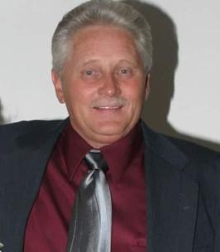 Lawrence  Pickett
