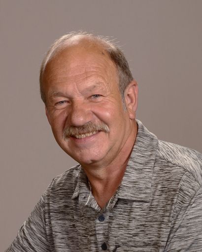 Dennis Lipp's obituary image