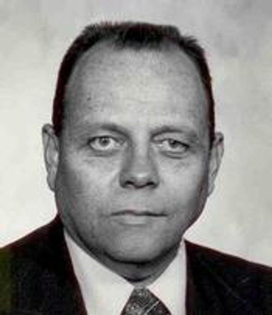 Robert W. Kemp