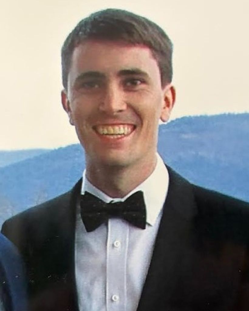 Jonathan Drew Trossbach Profile Photo