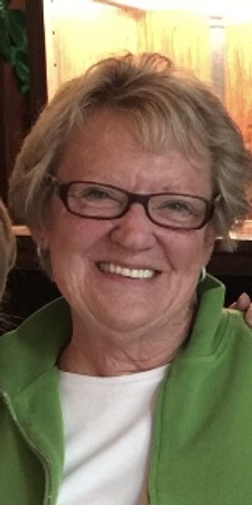 Elizabeth "Bizzy" Mccarte Profile Photo