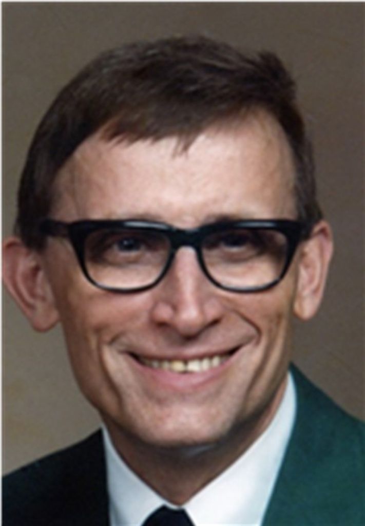 Charles Ray East Profile Photo