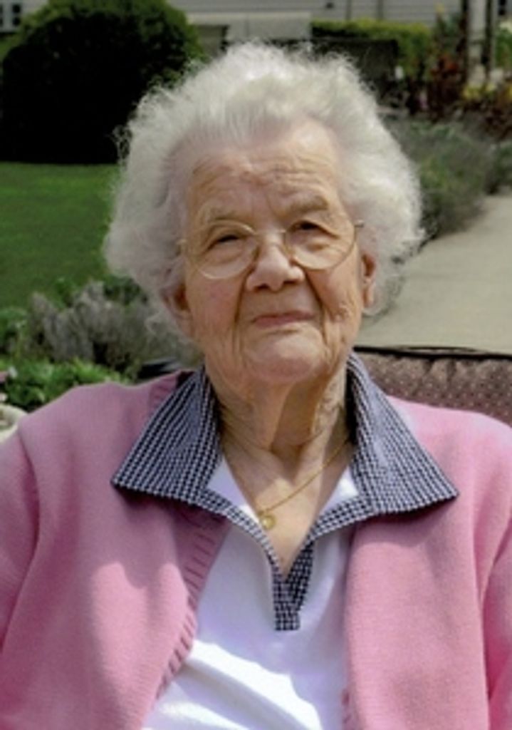 Dorothy I. (Andrews)  Knoop