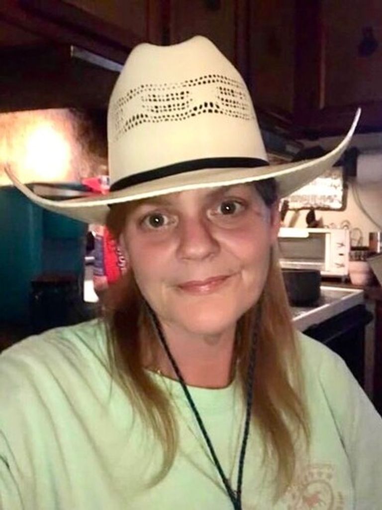 Angie Knighten Profile Photo