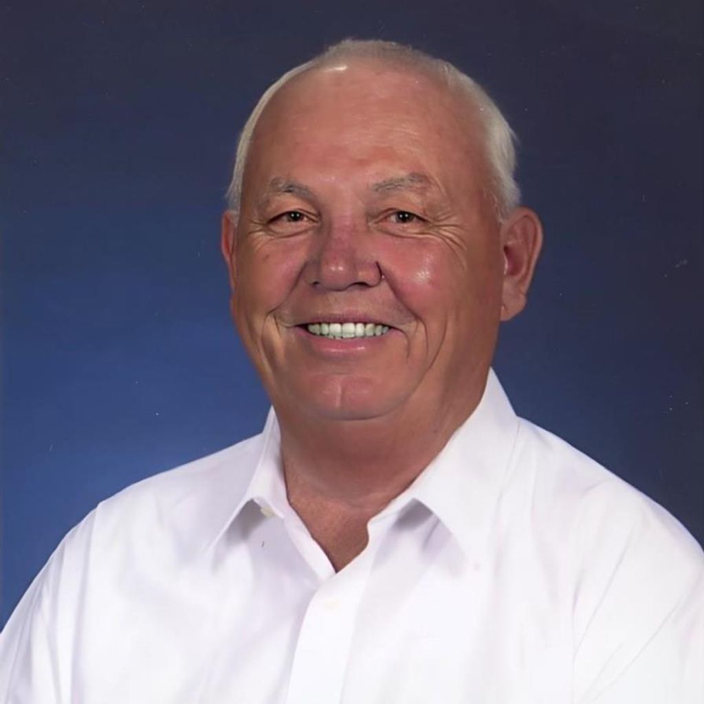 Raymond Moore Profile Photo