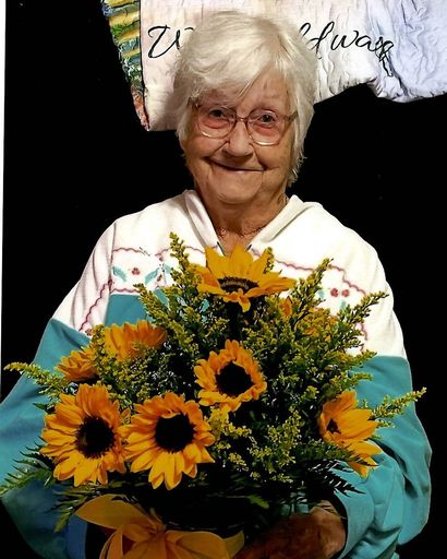 Virginia Erlene Hutson Young's obituary image