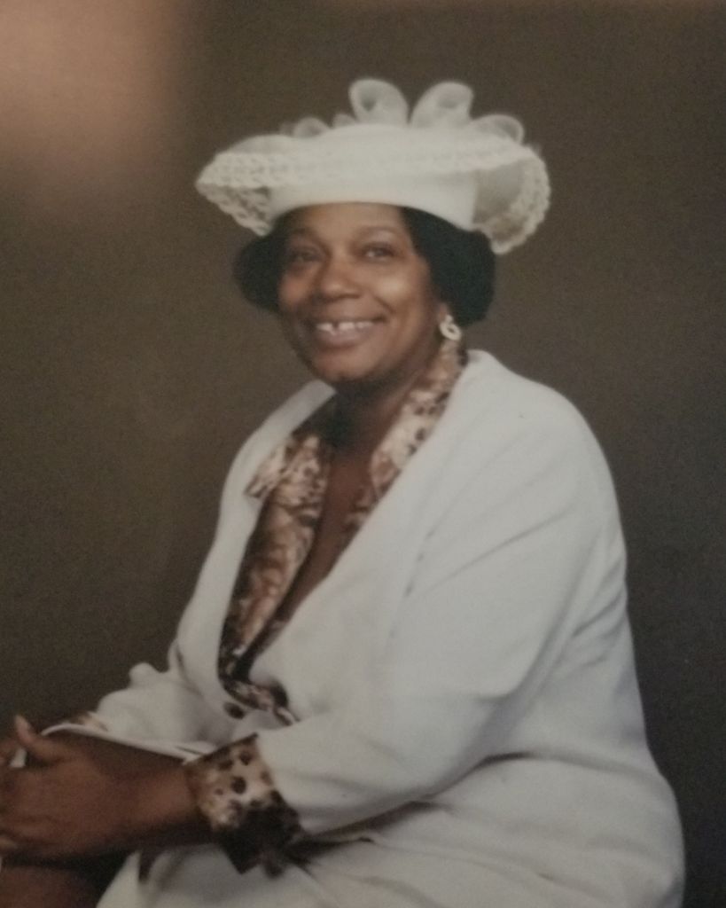 Lola Stewart Profile Photo