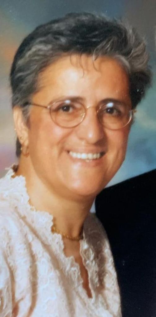 Lemonia Karoutsos