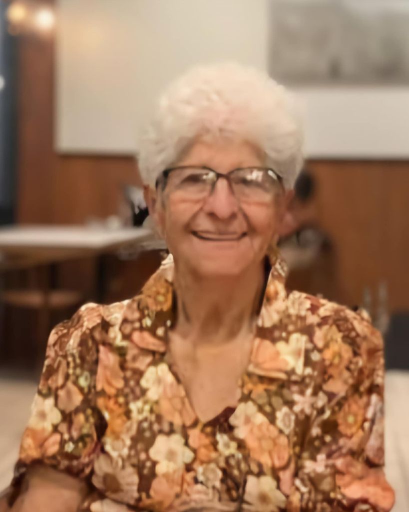 Flora Gallegos