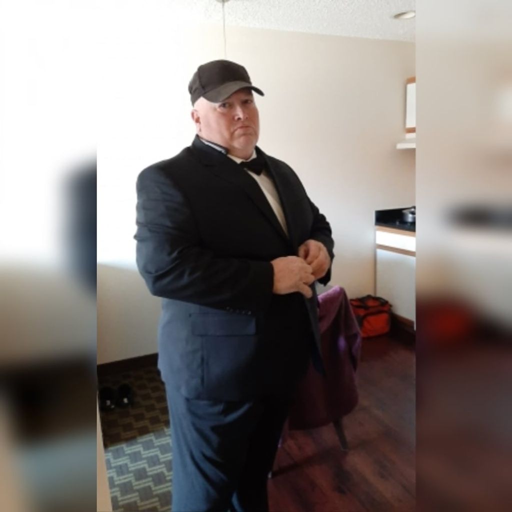 Leonard E. Pickering Profile Photo