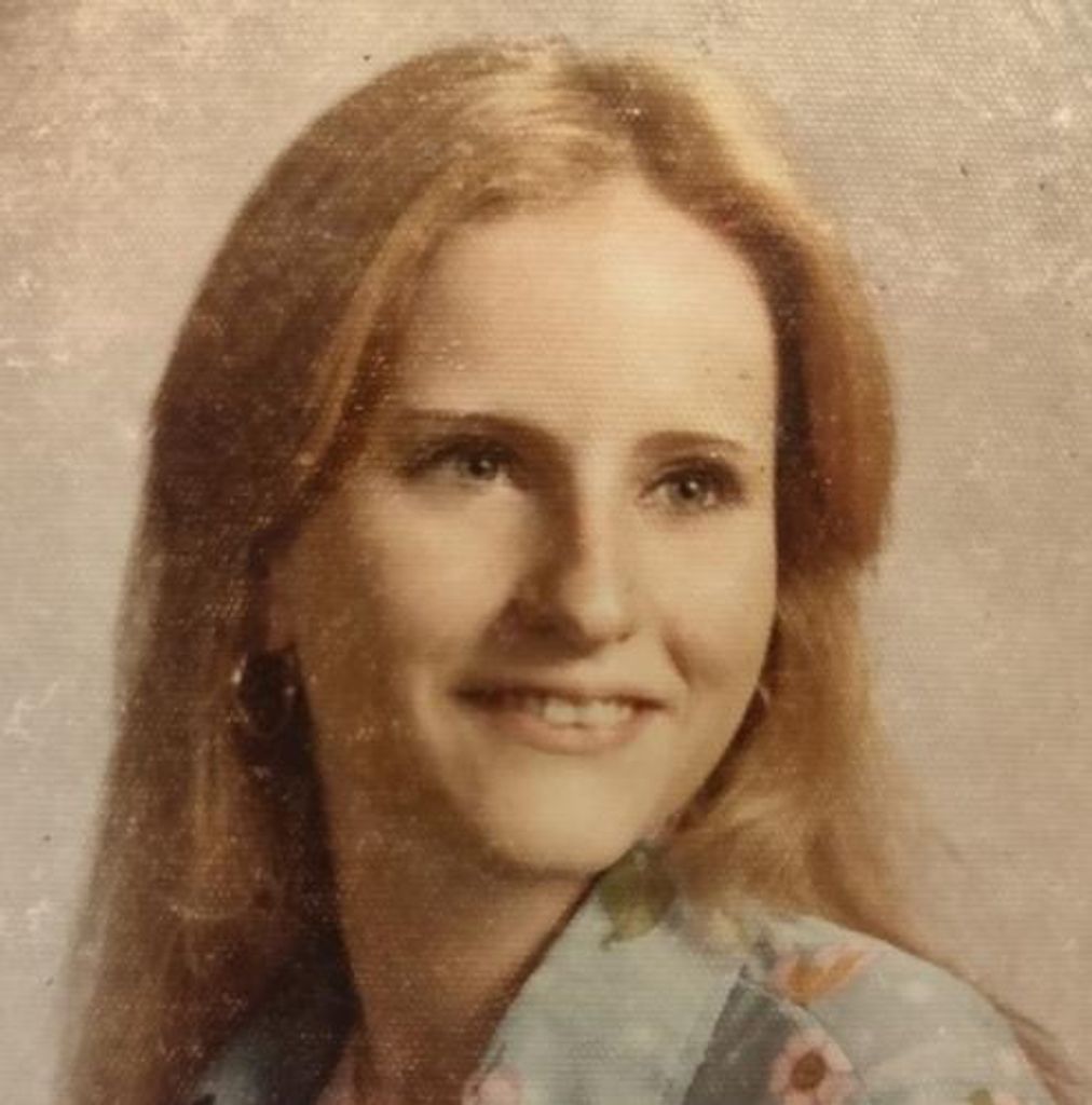 Elizabeth "Libby" (Lingerfelt) Buechel