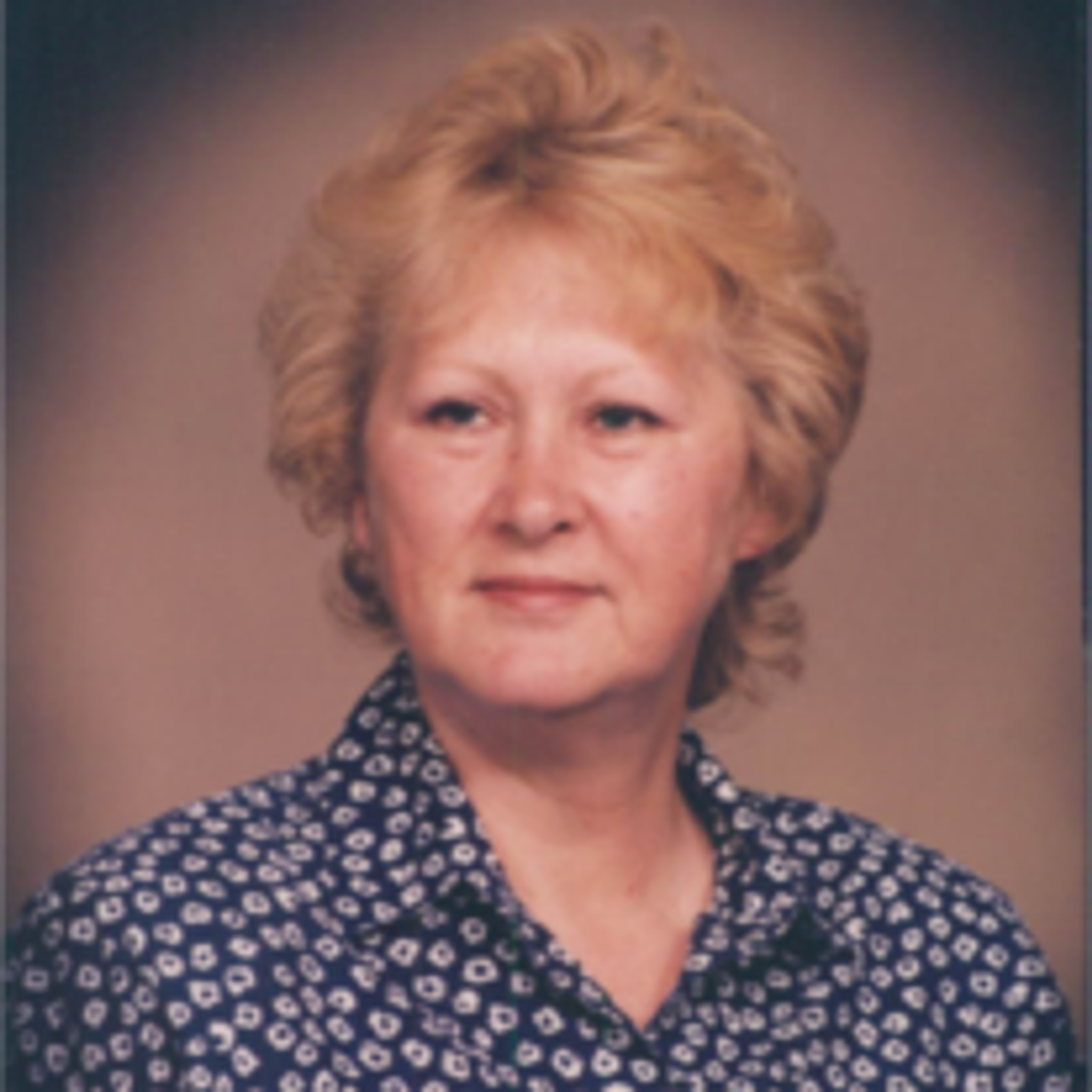 Betty L Hayes photo gallery image 1 of 1