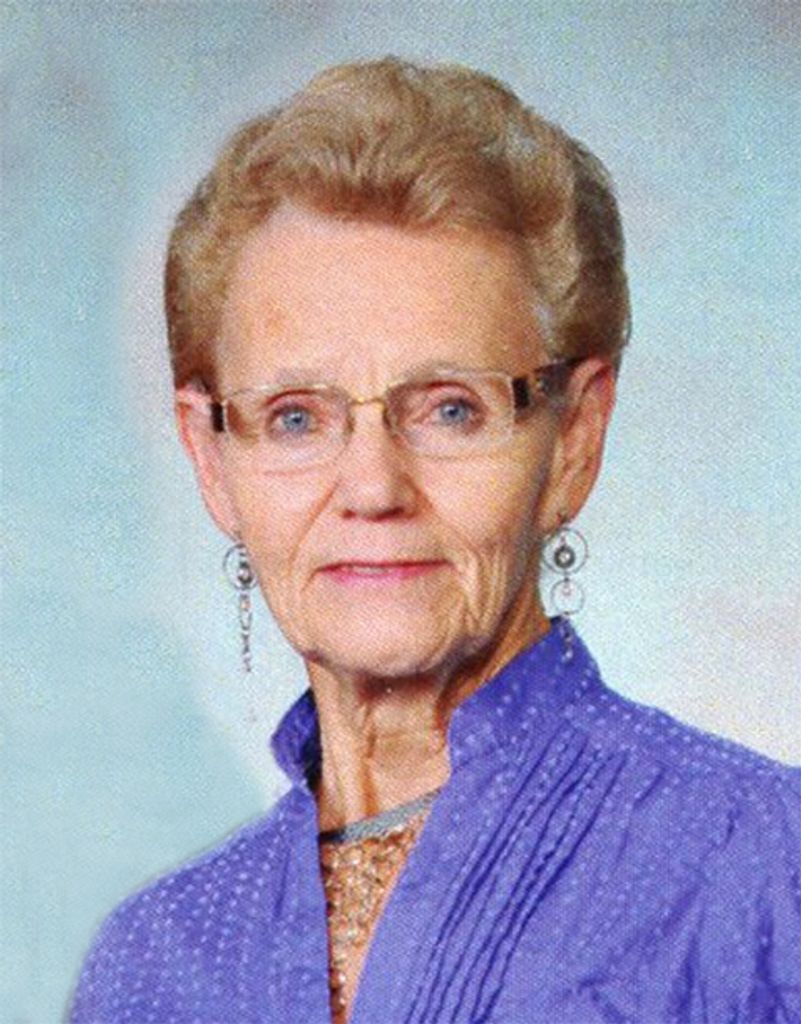 Helen Heinrichs Giesbrecht