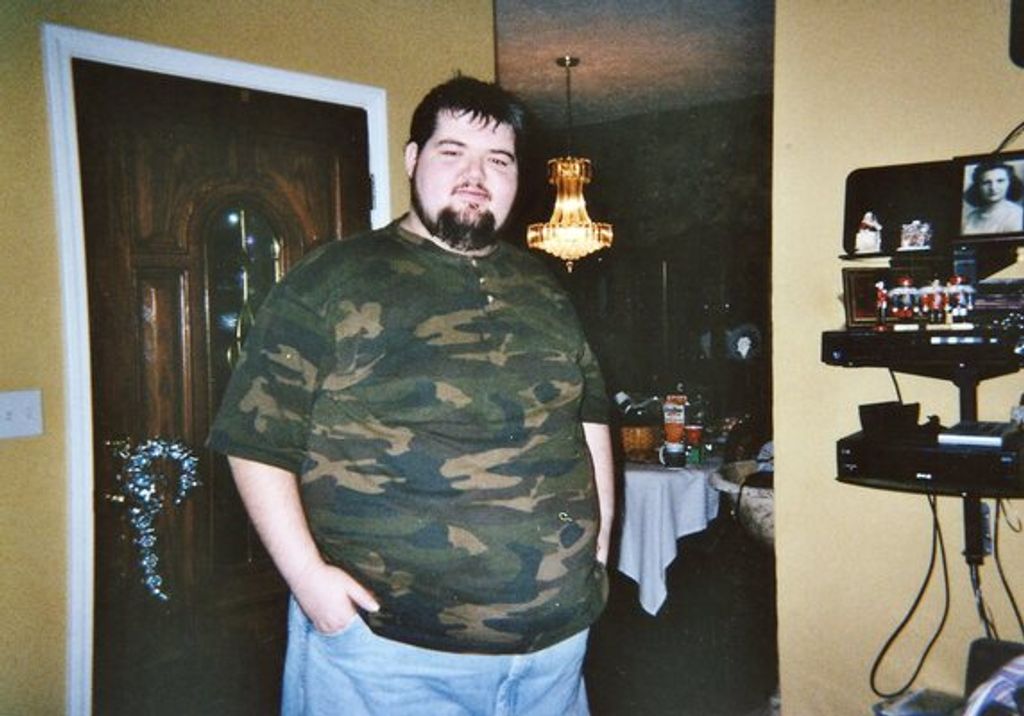 Joshua Holland Profile Photo