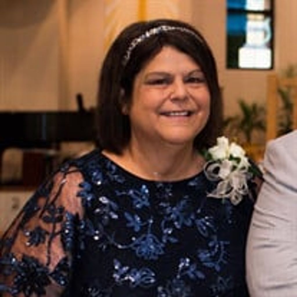 Leslee Ann Hallenback