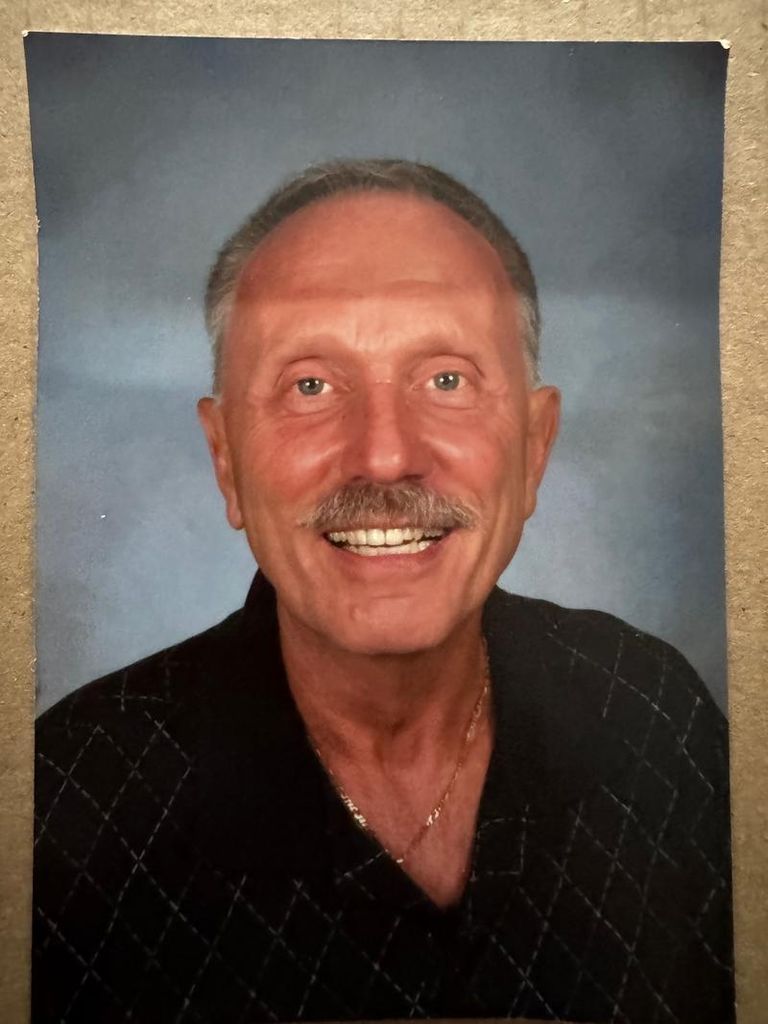 Robert Petschl Profile Photo