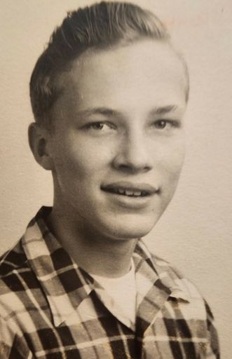 Bernard Lee Moore photo gallery thumbnail 267 of 293