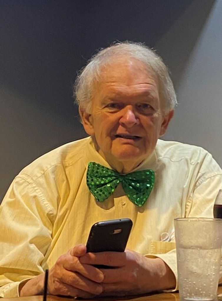 Charles Ernest Brunson Profile Photo