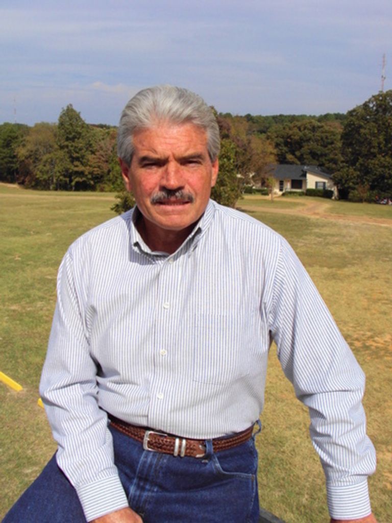 Stephen Lowry Castanedo Profile Photo