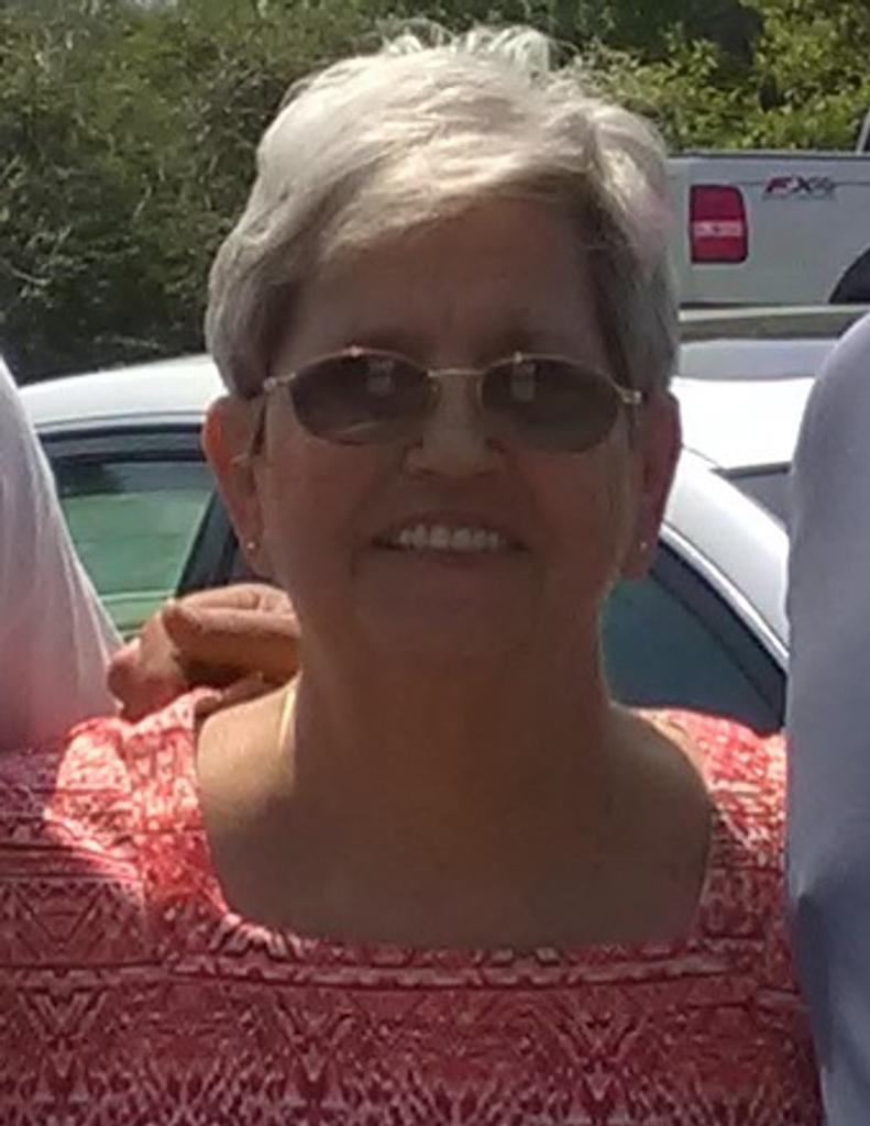 Beverly Hanes (Backus) Mills