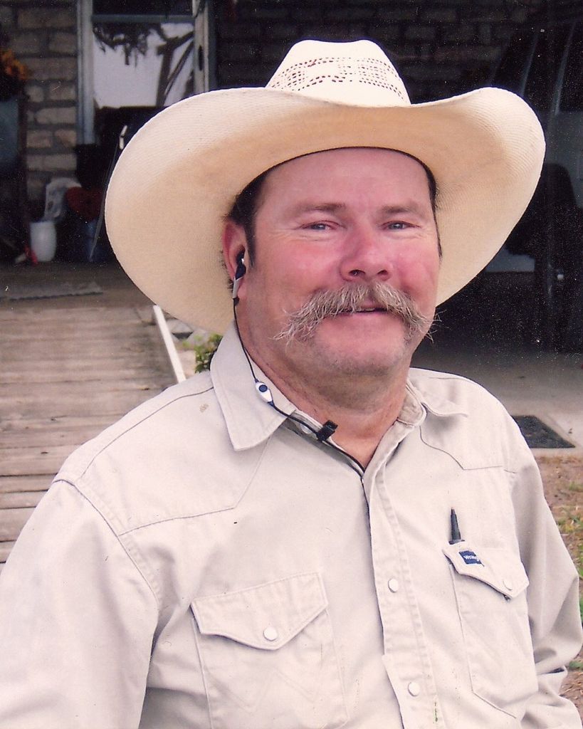 Tony Linn Davis