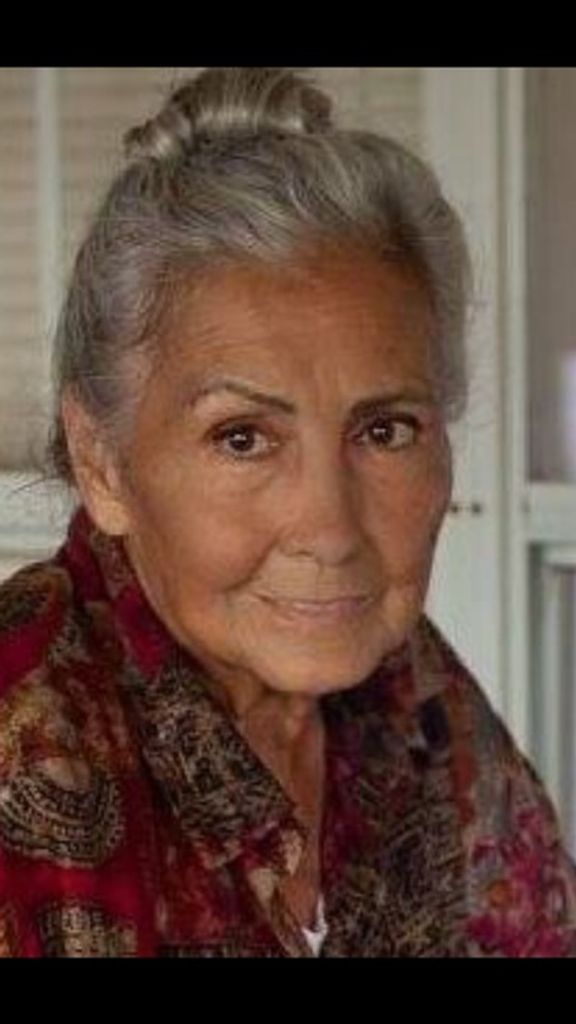 Lunar Lorene Maxwell Profile Photo