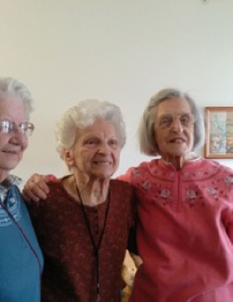 Dorothy Margaret Fern Snow Profile Photo